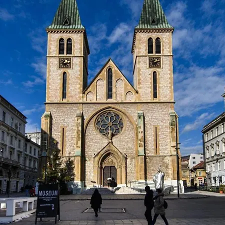 Old Town Colorful Two-bedroom *