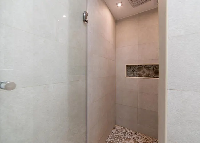 Old Town Colorful Two-bedroom Appartement Sarajevo