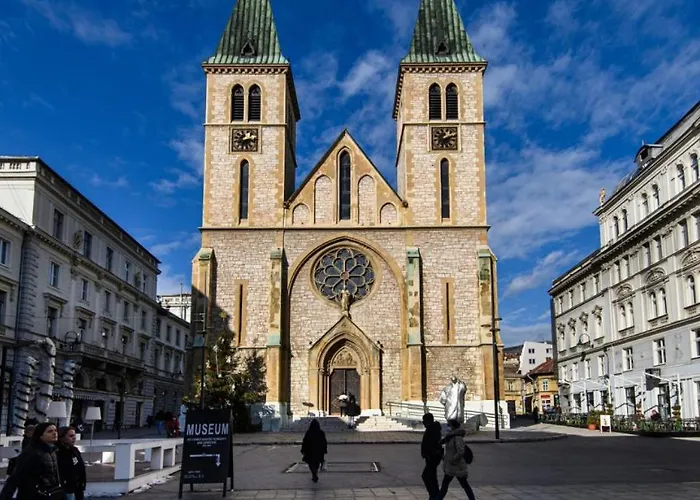 Old Town Colorful Two-bedroom *